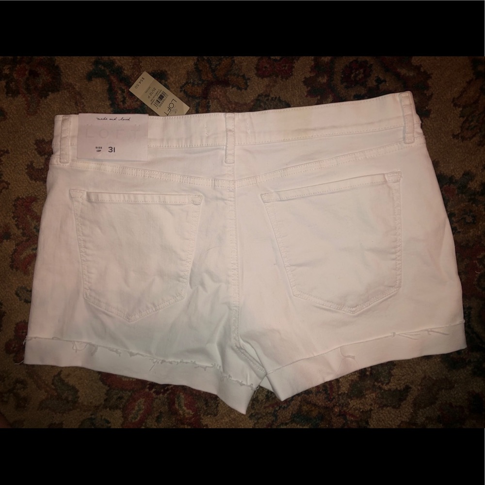 BRAND NEW WHITE DENIM SHORTS - Picture 3 of 4